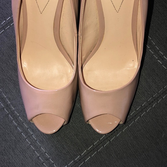 GUESS Nude Pumps - Picture 5 of 8